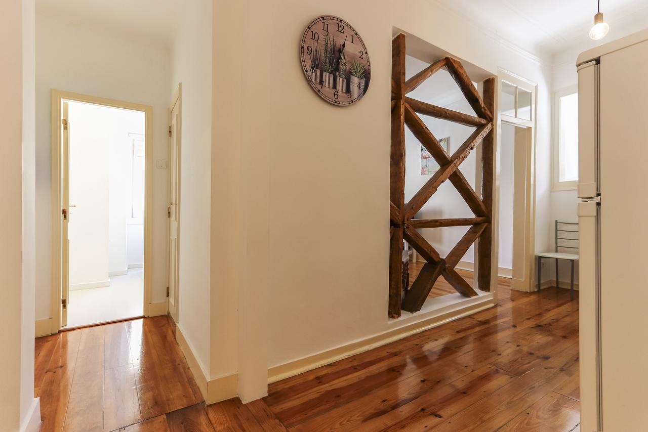 Appartamento Mouraria Stylish By Homing Lisbona Esterno foto
