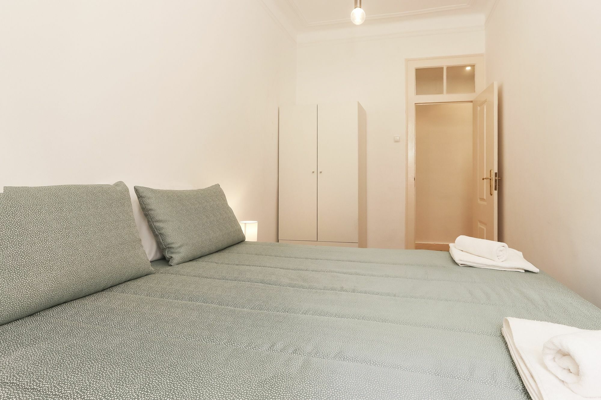 Appartamento Mouraria Stylish By Homing Lisbona Esterno foto